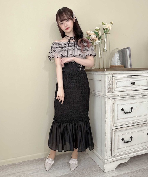 couture BY ROJITA(クチュールバイロジータ)の「ランダムシャーリングマーメイドスカート(スカート・レディース・ホワイト/ブラック・FREE)」の3枚目の写真