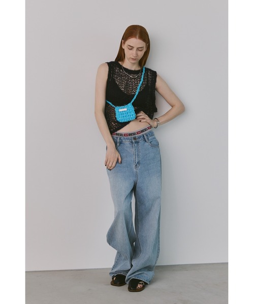 un/neu(アンノイ)の「アシメベルトフラットサンダル(サンダル・レディース・ブラック/シルバー・LARGE/MEDIUM/SMALL)」の14枚目の写真