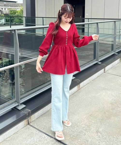 one after another NICE CLAUP(ワンアフターアナザーナイスクラップ)の「ペプラムニットチュニック/WEB限定アイテム(ニット/セーター・レディース・レッド/ピンク/ブラック/オフホワイト・FREE)」の9枚目の写真