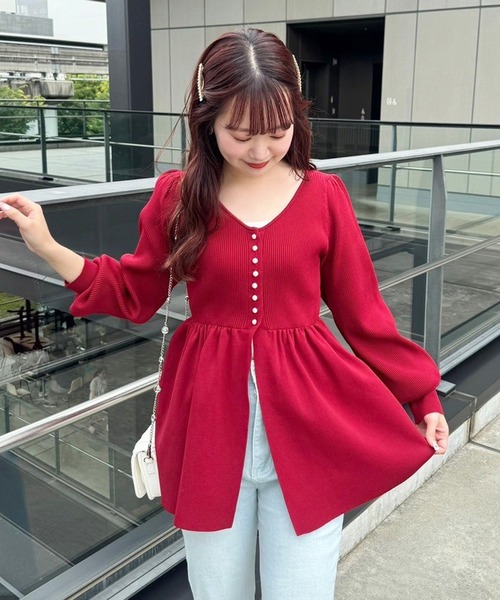 one after another NICE CLAUP(ワンアフターアナザーナイスクラップ)の「ペプラムニットチュニック/WEB限定アイテム(ニット/セーター・レディース・レッド/ピンク/ブラック/オフホワイト・FREE)」の10枚目の写真