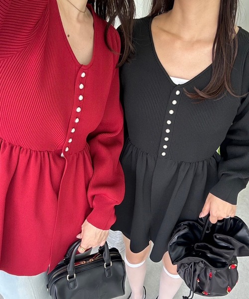 one after another NICE CLAUP(ワンアフターアナザーナイスクラップ)の「ペプラムニットチュニック/WEB限定アイテム(ニット/セーター・レディース・レッド/ピンク/ブラック/オフホワイト・FREE)」の11枚目の写真
