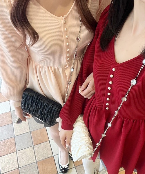 one after another NICE CLAUP(ワンアフターアナザーナイスクラップ)の「ペプラムニットチュニック/WEB限定アイテム(ニット/セーター・レディース・レッド/ピンク/ブラック/オフホワイト・FREE)」の8枚目の写真