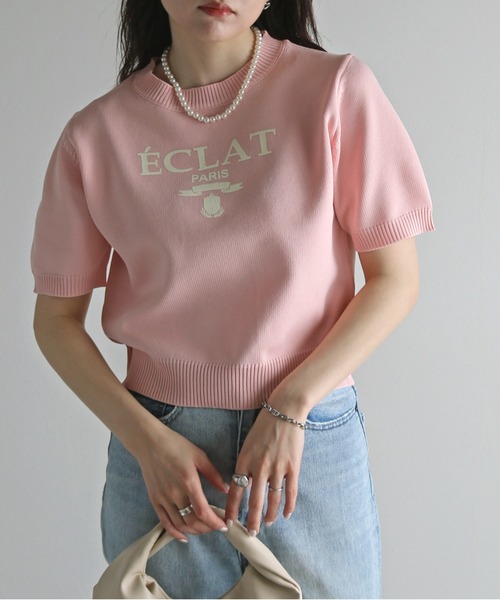 COURO（コウロ）の「プリントクロップドニットTシャツ（ニット/セーター・レディース・ブラック/サックスブルー/グレイッシュベージュ/チャコール/ホワイト系/ホワイト系1/ピンク系/ピンク系1・FREE）」の8枚目の写真