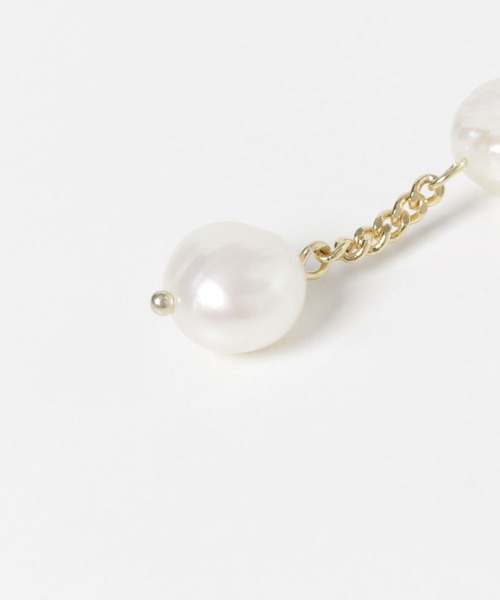 THE GOODLAND MARKET(ザグッドランドマーケット)の「STACEY 淡水パールロングチェーンピアス(ピアス(両耳用)・レディース・ゴールド・FREE)」の7枚目の写真
