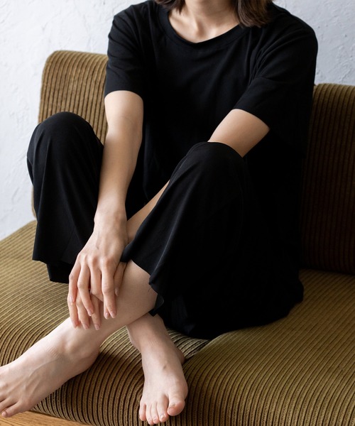 VitaFelice（ヴィータフェリーチェ）の「スムースタッチルームウェア 上下セット（ルームウェア/パジャマ・レディース・チャコール/ミント/ブラック/ピンク・FREE）」の6枚目の写真