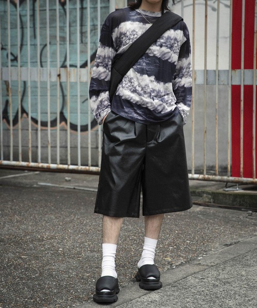 SENSE OF PLACE by URBAN RESEARCH（センスオブプレイスバイアーバンリサーチ）の「フェイクレザーワイドショートパンツ（その他パンツ・メンズ・ブラック・MEDIUM/LARGE）」の18枚目の写真