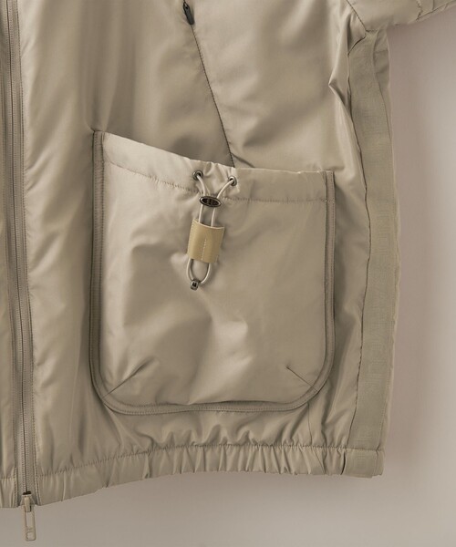 UNDER ARMOUR（アンダーアーマー）の「＜UNDER ARMOUR ｜ UNITED ARROWS＞ パディング フルジップブルゾン（ブルゾン・メンズ・ブラック/ベージュ・XL/M/S/L）」の13枚目の写真