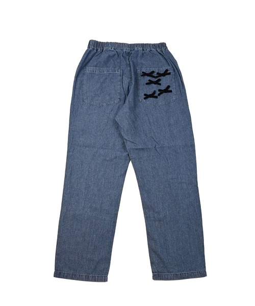 CALMIA（カルミア）の「リボンいっぱいデニムパンツ/おとな（デニムパンツ・レディース・ライトブルー/ブラック・160cm）」の7枚目の写真