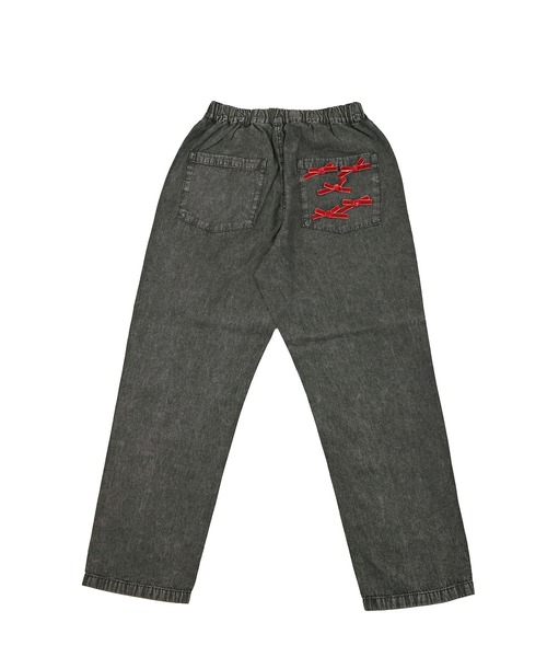 CALMIA（カルミア）の「リボンいっぱいデニムパンツ/おとな（デニムパンツ・レディース・ライトブルー/ブラック・160cm）」の5枚目の写真