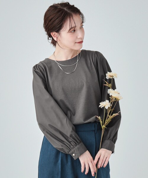 DRESKIP（ドレスキップ）の「◆【洗える】きれい見え 異素材切替パフスリーブトップス（Tシャツ/カットソー・レディース・チャコールグレー/ブルーグリーン/ライトグレー・02/03/04）」の2枚目の写真