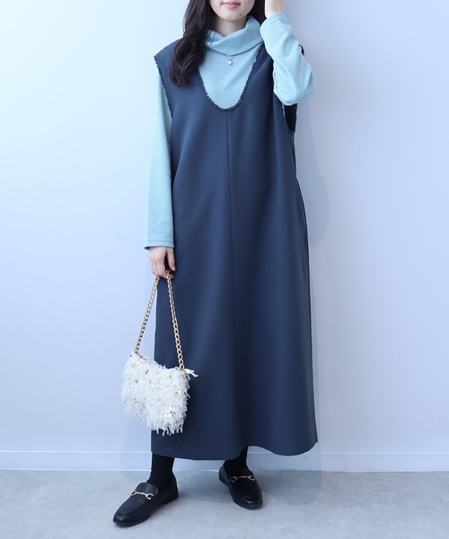 leswel(レスウェル)の「【L~5L 大きいサイズ】ふくれジャガードオフタートルカットソー(Tシャツ/カットソー・レディース・ブラック/ブルー/イエロー・L/LL/3L/4L/5L)」の5枚目の写真