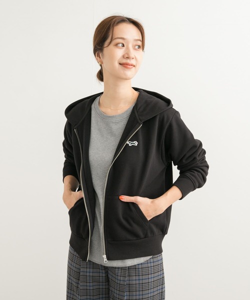 PENNEYS(ぺニーズ)の「『別注』PENNEYS×DOORS THE FOX 裏毛ジップパーカー(パーカー・レディース・ブラック/グレー/キャメル・MEDIUM)」の10枚目の写真