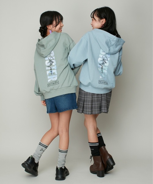 SISTER JENNI(SISTER JENNI)の「【コットン100%】バックタイダイロゴパーカー(パーカー・キッズ・ミント/ブラック/サックスブルー・140cm/150cm/130cm/160cm)」の8枚目の写真
