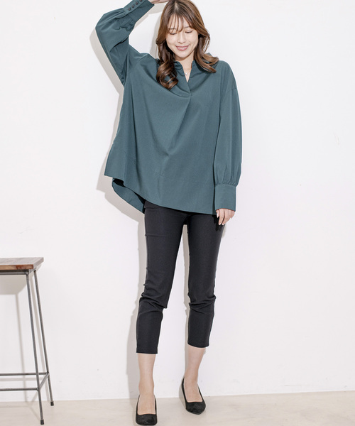 Jayro(ジャイロ)の「スキッパーVネックシャツブラウス(シャツ/ブラウス・レディース・ブルー/ブラック/ホワイト系その他/グリーン・FREE)」の7枚目の写真