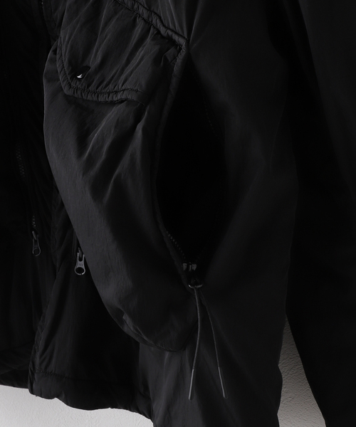 C.P. Company / シーピーカンパニー】SHORT JACKET IN CHROME - R