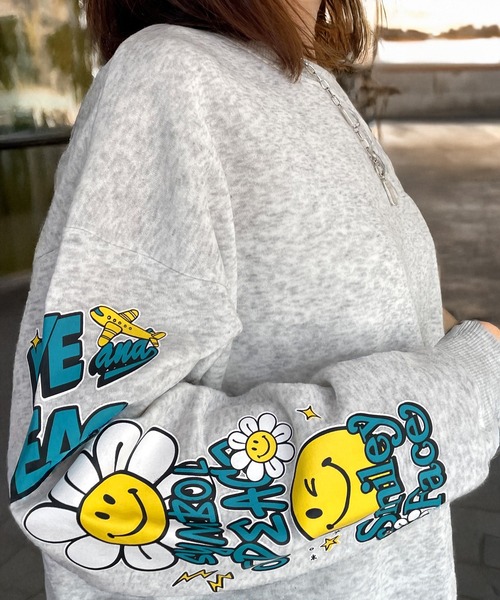gluttons 刺繍ワッペンスウェットスタジャン 個性的 gluttons 刺繍ワッペンスウェットスタジャン 個性的
