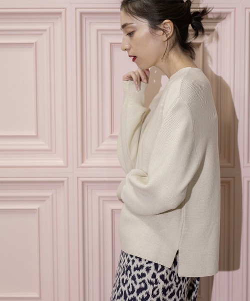 OPAQUE.CLIP（オペークドットクリップ）の「◆≪エマール検証済≫ラメガーターボートネックニット【洗濯機洗い可】（ニット/セーター・レディース・ホワイト系8/ライトグレー系5/チャコール/ブラウン系6/パープル系1/ブルー系その他7・36/38/40/42）」の2枚目の写真