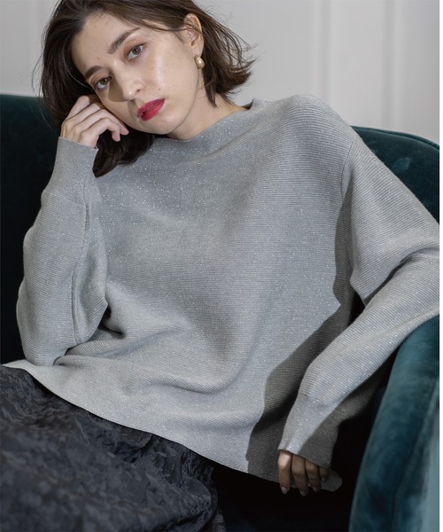 OPAQUE.CLIP（オペークドットクリップ）の「◆≪エマール検証済≫ラメガーターボートネックニット【洗濯機洗い可】（ニット/セーター・レディース・ホワイト系8/ライトグレー系5/チャコール/ブラウン系6/パープル系1/ブルー系その他7・36/38/40/42）」の4枚目の写真