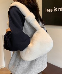 フェイクファーショルダーバッグ