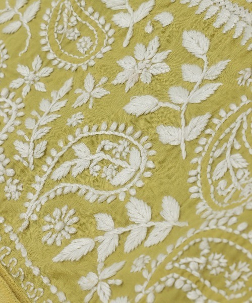 チチカカ（チチカカ）の「Rico クレープペイズリー刺繍ワンピース（ワンピース・レディース・イエロー/ライトベージュ/チャコールグレー・FREE）」の20枚目の写真