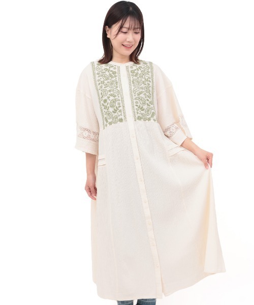 チチカカ（チチカカ）の「Rico クレープペイズリー刺繍ワンピース（ワンピース・レディース・イエロー/ライトベージュ/チャコールグレー・FREE）」の10枚目の写真