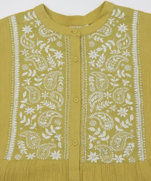 チチカカ（チチカカ）の「Rico クレープペイズリー刺繍ワンピース（ワンピース・レディース・イエロー/ライトベージュ/チャコールグレー・FREE）」の18枚目の写真