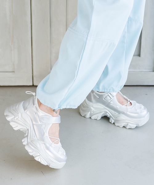 attagirl（アタガール）の「ベルトコードスニーカー（スニーカー・レディース・シルバー/ブラック/ホワイト・S/M/L/LL/3L）」の3枚目の写真