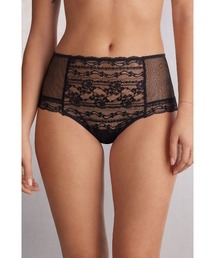 Intimissimi（インティミッシミ）の「In Full Bloom