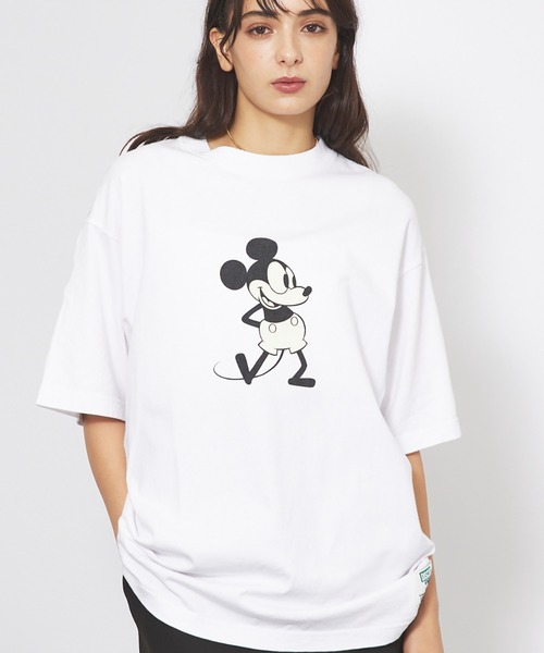 DISCUS(ディスカス)の「【DISCUS/ディスカス】DISCUS×Disneyコラボ Tシャツ 半袖/ディズニー/コラボ/ユニセックス【WEB限定】(Tシャツ/カットソー・レディース・その他8/その他1/その他2/その他3/その他5/その他4/その他7/その他6・フリー)」の2枚目の写真