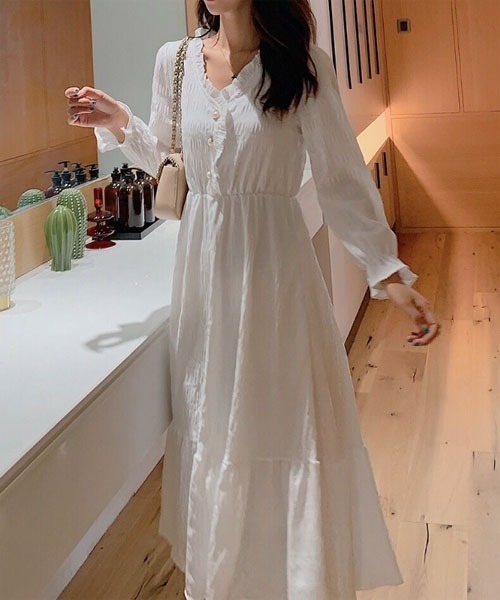urge:(アージコロン )の「【URGE:】ワッシャー ティアード パール風ボタン 長袖 ミモレ丈 ワンピース(ワンピース・レディース・レッド/ブラック/ホワイト・SMALL/MEDIUM/LARGE/X-LARGE)」の5枚目の写真