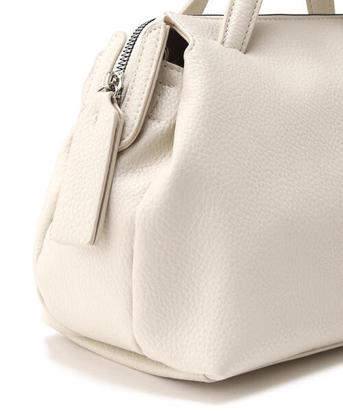 FREE'S MART(フリーズマート)の「◆オーバージップバッグ(ショルダーバッグ・レディース・ブラック/ホワイト・フリ-)」の6枚目の写真