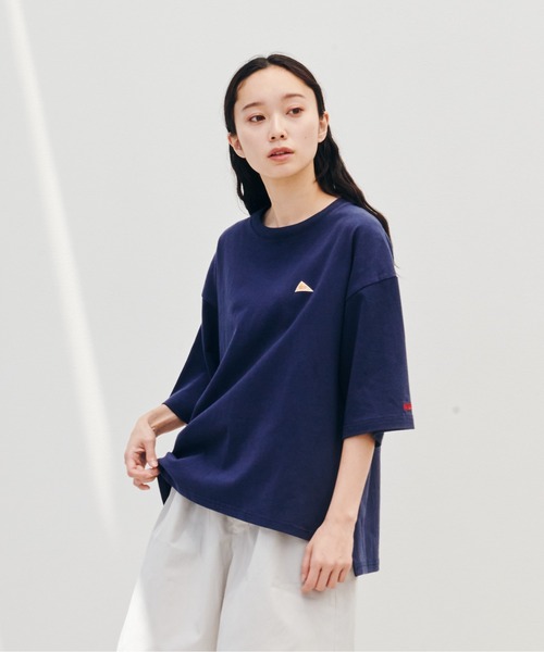 KELTY(ケルティ)の「ミニロゴ ハーフスリーヴ ティーシャツ(Tシャツ/カットソー・レディース・ブラック/ホワイト/ネイビー/ベージュ/ヘザーグレー・FREE)」の1枚目の写真
