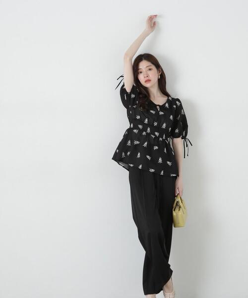 PROPORTION BODY DRESSING（プロポーションボディドレッシング）の「花柄刺繍ブラウス / 1215110311（シャツ/ブラウス・レディース・イエロー/ブラック・SMALL/MEDIUM）」の7枚目の写真