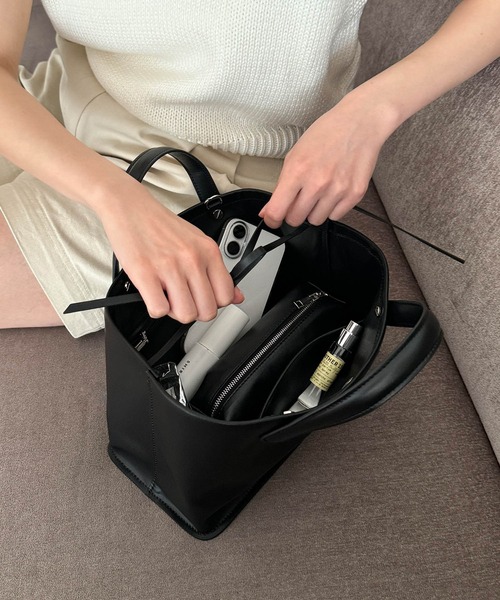 CANAL JEAN(キャナルジーン)の「El mar ワイドスクエア3WAYバッグ(ハンドバッグ・レディース・ブラック・ONE SIZE)」の5枚目の写真