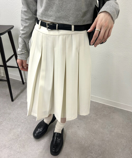 mystic（ミスティック）の「ベルト付きプリーツミドルスカート（スカート・レディース・チャコールグレー/オフホワイト・FREE）」の5枚目の写真
