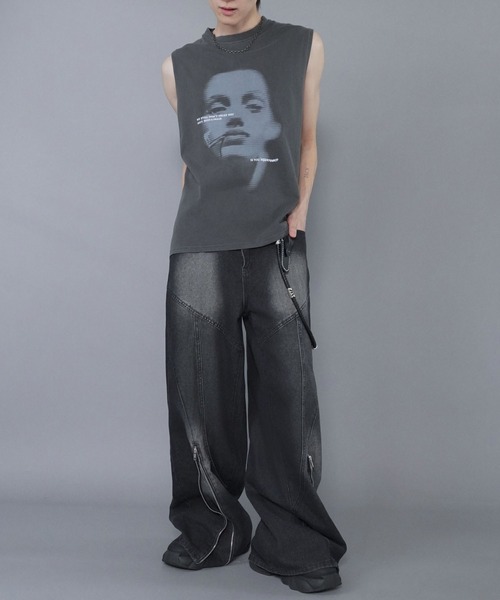 SPINNS（スピンズ）の「ヴィンテージライクピグメントノースリーブTシャツ/ガールプリント（Tシャツ/カットソー・メンズ・ブラック/カーキ・ONESIZE）」の14枚目の写真