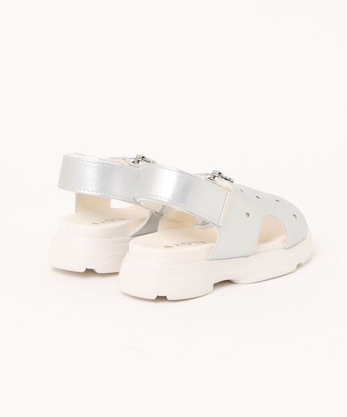 algy（アルジー）の「ALGY ハートチャーム 厚底サンダル（サンダル・キッズ・シルバー/ブラック/ホワイト・20.0cm/21.0cm/22.0cm/23.0cm/24.0cm）」の4枚目の写真