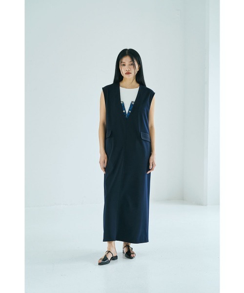 marjour（マージュール）の「FLAP LONG VEST DRESS（ワンピース・レディース・ネイビー/ブラック・02/01）」の2枚目の写真