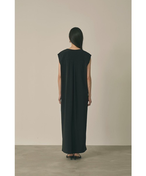 marjour（マージュール）の「FLAP LONG VEST DRESS（ワンピース・レディース・ネイビー/ブラック・02/01）」の16枚目の写真