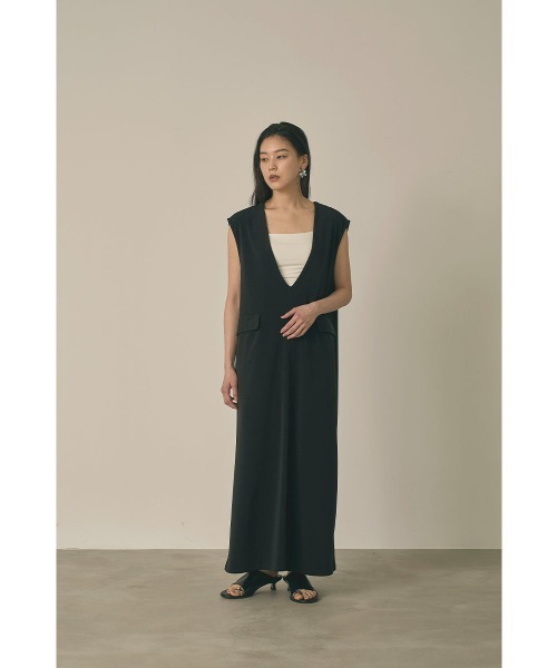 marjour（マージュール）の「FLAP LONG VEST DRESS（ワンピース・レディース・ネイビー/ブラック・02/01）」の17枚目の写真