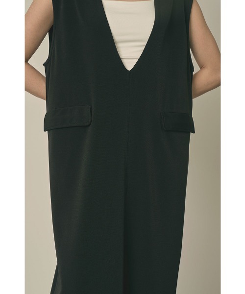 marjour（マージュール）の「FLAP LONG VEST DRESS（ワンピース・レディース・ネイビー/ブラック・02/01）」の21枚目の写真