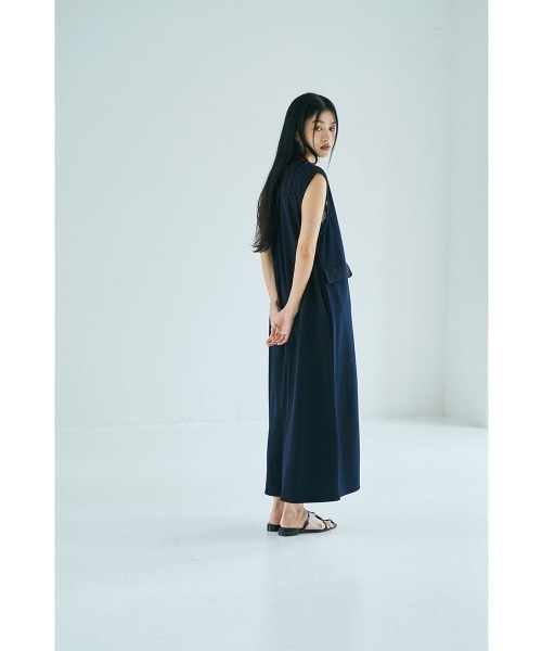 marjour（マージュール）の「FLAP LONG VEST DRESS（ワンピース・レディース・ネイビー/ブラック・02/01）」の10枚目の写真