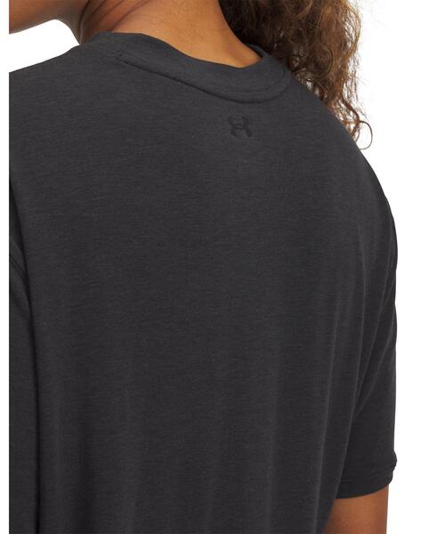 UNDER ARMOUR(アンダーアーマー)の「UAメリディアン ボクシー ショートスリーブ Tシャツ(トレーニング/レディース)(Tシャツ/カットソー・レディース・ブラック・S/M/L/XL)」の6枚目の写真