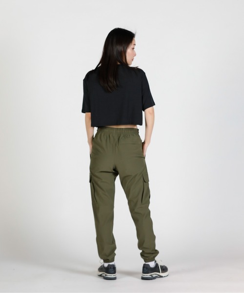 UNDER ARMOUR(アンダーアーマー)の「UAメリディアン ボクシー ショートスリーブ Tシャツ(トレーニング/レディース)(Tシャツ/カットソー・レディース・ブラック・S/M/L/XL)」の3枚目の写真