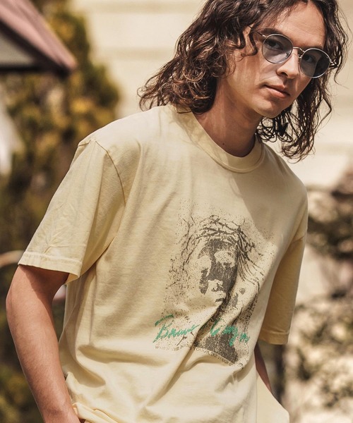 CAMBIO(カンビオ)の「mt9730- ピグメントTシャツ_Jesus(Tシャツ/カットソー・メンズ・アイボリー/ブラック系その他/イエロー系その他・S/M/L/XL)」の4枚目の写真
