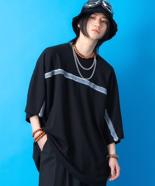 a.p.o.v.(エーピーオービー)の「a.p.o.v. ハンドペイントテイストラインスーパーオーバーサイズTシャツ(Tシャツ/カットソー・メンズ・ホワイト/ブラック・ONESIZE)」の2枚目の写真