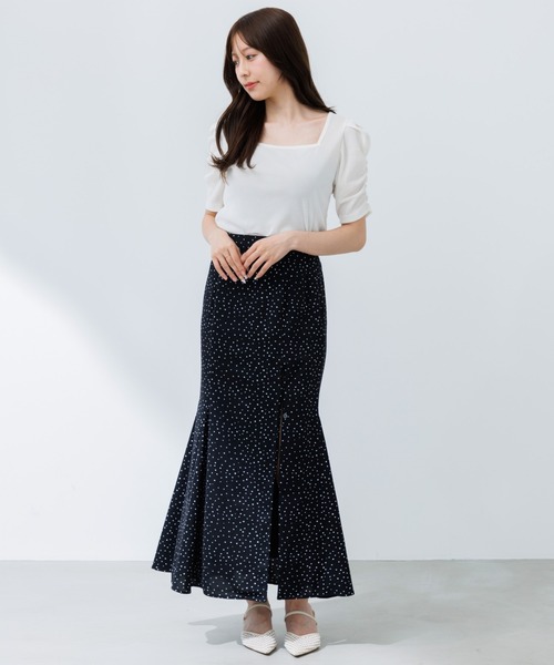 SENEE パフスリーブスクエアネックトップス　黒 SENEE（セニー）の「puff sleeve square neck knit