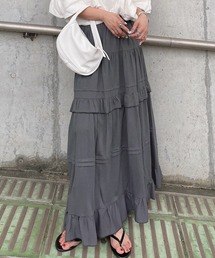 LAUIR（ラウアー）の「タックデザイン綿混ティアードスカート[高身長サイズMT/低身長サイズS有り]（スカート）」