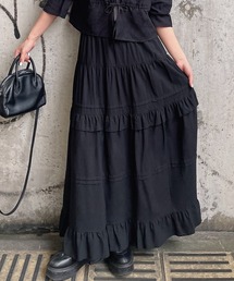 LAUIR（ラウアー）の「タックデザイン綿混ティアードスカート[高身長サイズMT/低身長サイズS有り]（スカート）」