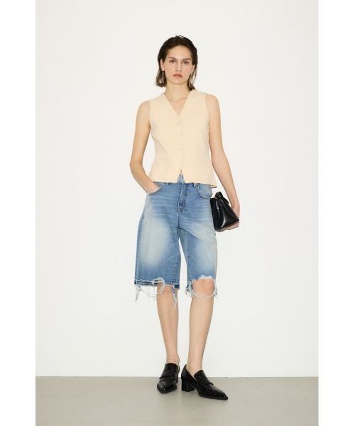 THROW by SLY（スローバイスライ）の「THROW RIPPED HALF DENIM PT/BE リップド ハーフ デニム パンツ ビーイー（デニムパンツ・レディース・ライトブルー/ブラウン・0/1）」の5枚目の写真